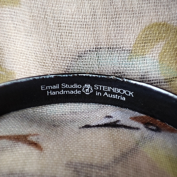 Steinbock Enamel Flowered Black Bangle Bracelet Flowers EUC - Picture 3 of 5